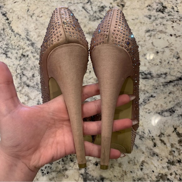 Bakers Showstopper Champagne Platform Rhinestone Pumps - Picture 7 of 10